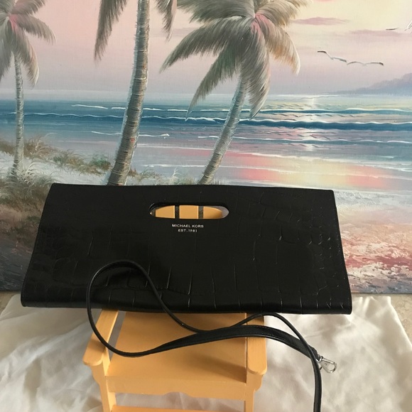 Michael Kors Tilda Clutch Large , Black - Picture 7 of 16